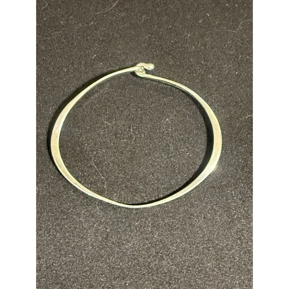 James Avery Hand Hammered Sterling Silver Hook-On Bracelet (PAP008023)